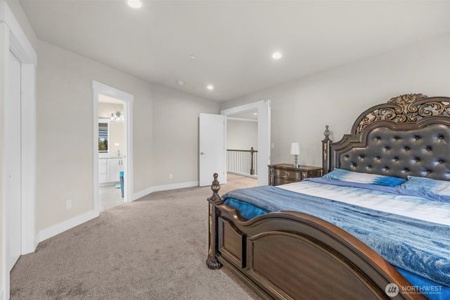 20214 104th Place SE, Kent, WA 98031