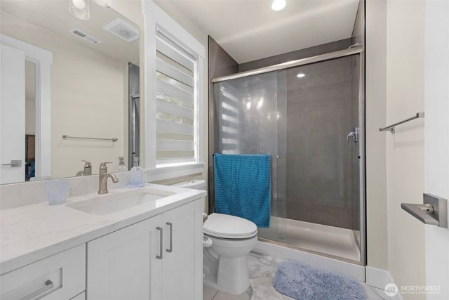 20214 104th Place SE, Kent, WA 98031