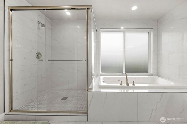 20214 104th Place SE, Kent, WA 98031