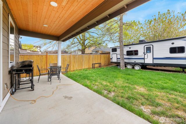 20214 104th Place SE, Kent, WA 98031