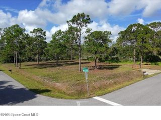 3625 Wisteria Lane, Micco, FL 32976