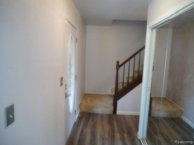 2827 Torrey Avenue, Ann Arbor, MI 48108