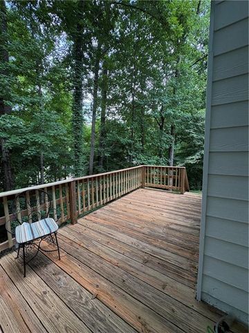 3728 Spring Leaf Lane, Acworth, GA 30101