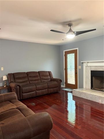 3728 Spring Leaf Lane, Acworth, GA 30101