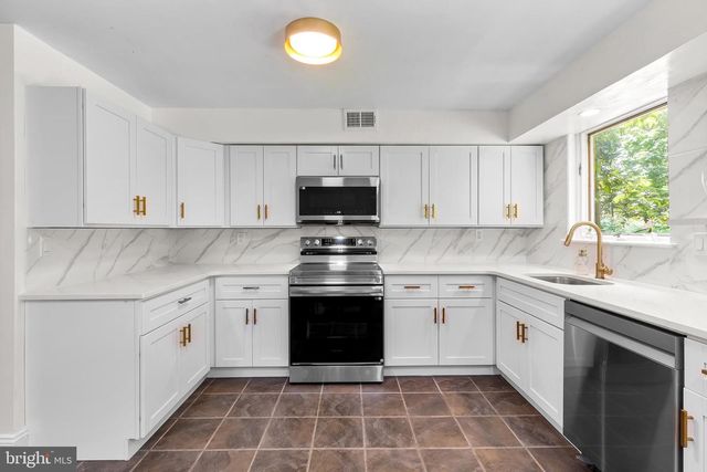 75 GUNNING LN #28, Downingtown, PA 19335