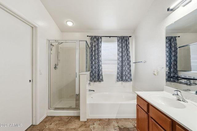 2041 N THUNDERBIRD Avenue, Casa Grande, AZ 85122