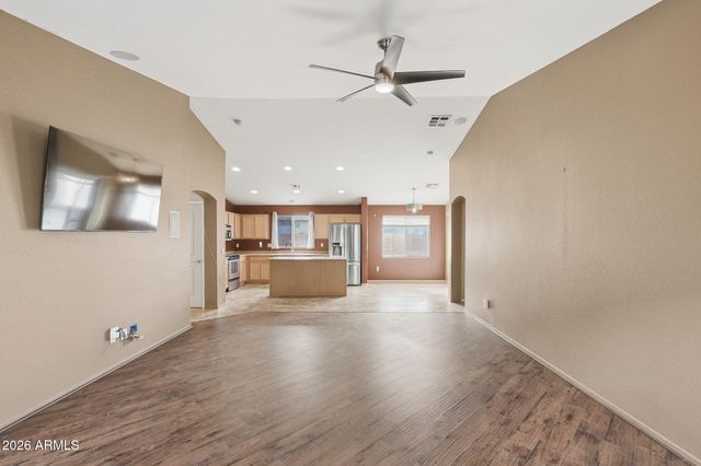 2041 N THUNDERBIRD Avenue, Casa Grande, AZ 85122