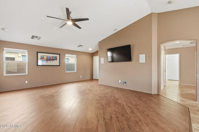 2041 N THUNDERBIRD Avenue, Casa Grande, AZ 85122