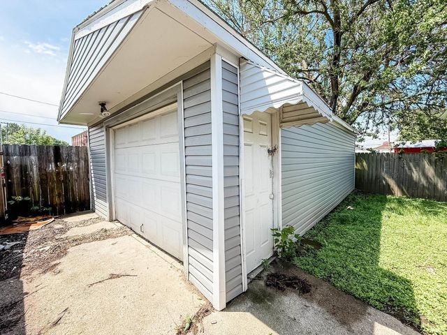1233 E Murden Street, Kokomo, IN 46901