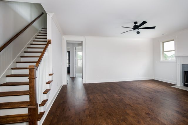 2064 Blackstone Drive, Hendersonville, TN 37075