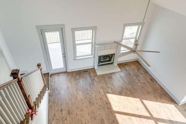 2064 Blackstone Drive, Hendersonville, TN 37075