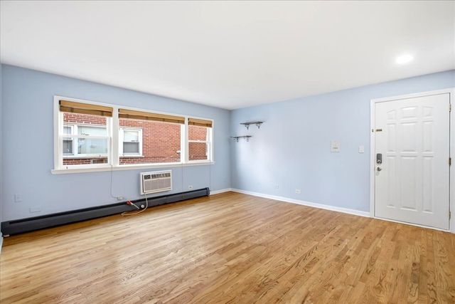 10154 Hartford Court 2C, Schiller Park, IL 60176