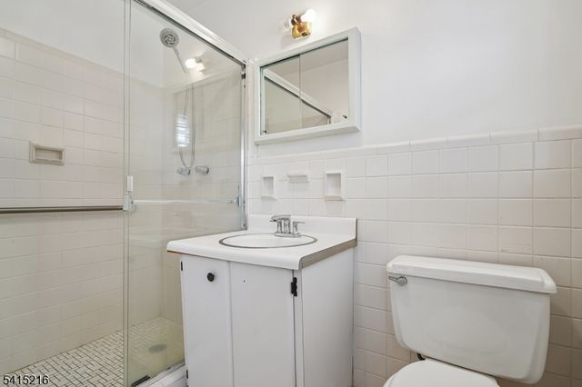 53 Sherbrook Dr, Berkeley Heights Twp., NJ 07922