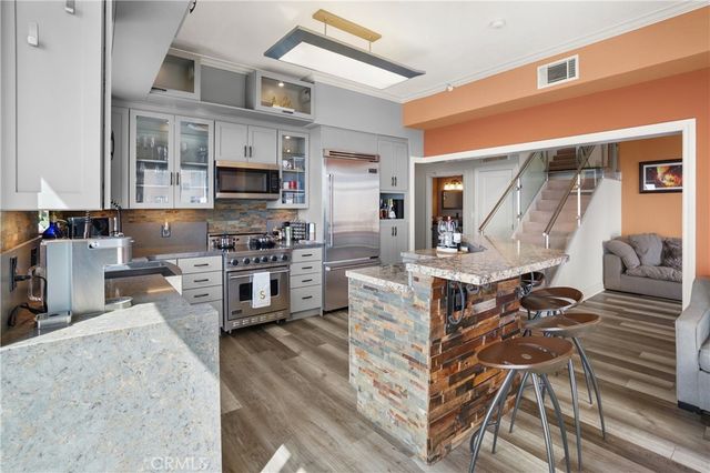 488 E Ocean P2, Long Beach, CA 90802