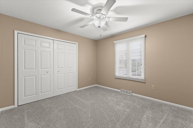 1464 32nd AVENUE, Kenosha, WI 53144