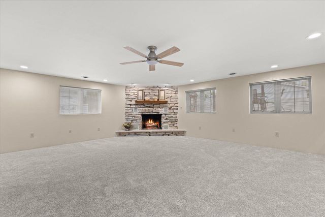 1464 32nd AVENUE, Kenosha, WI 53144