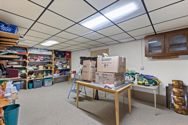 1464 32nd AVENUE, Kenosha, WI 53144