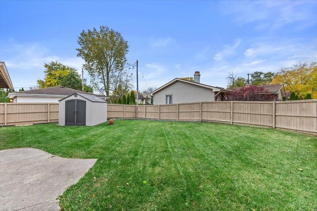 1464 32nd AVENUE, Kenosha, WI 53144