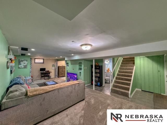 8313 Ruggles Street, Omaha, NE 68134