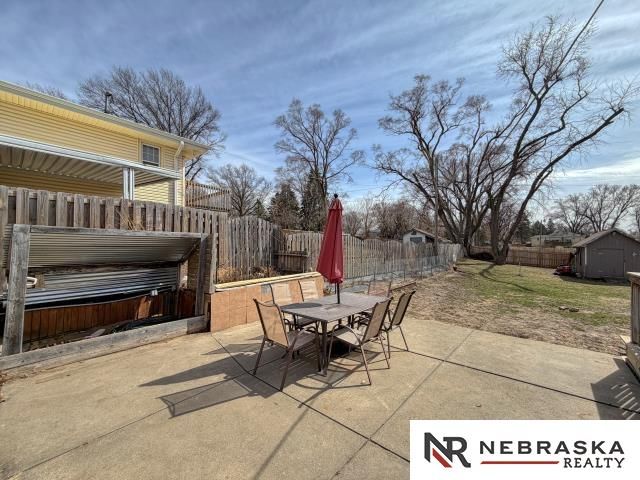 8313 Ruggles Street, Omaha, NE 68134