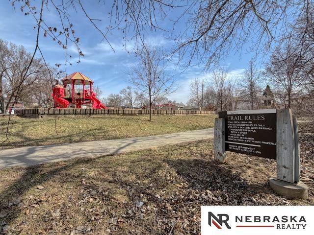 8313 Ruggles Street, Omaha, NE 68134