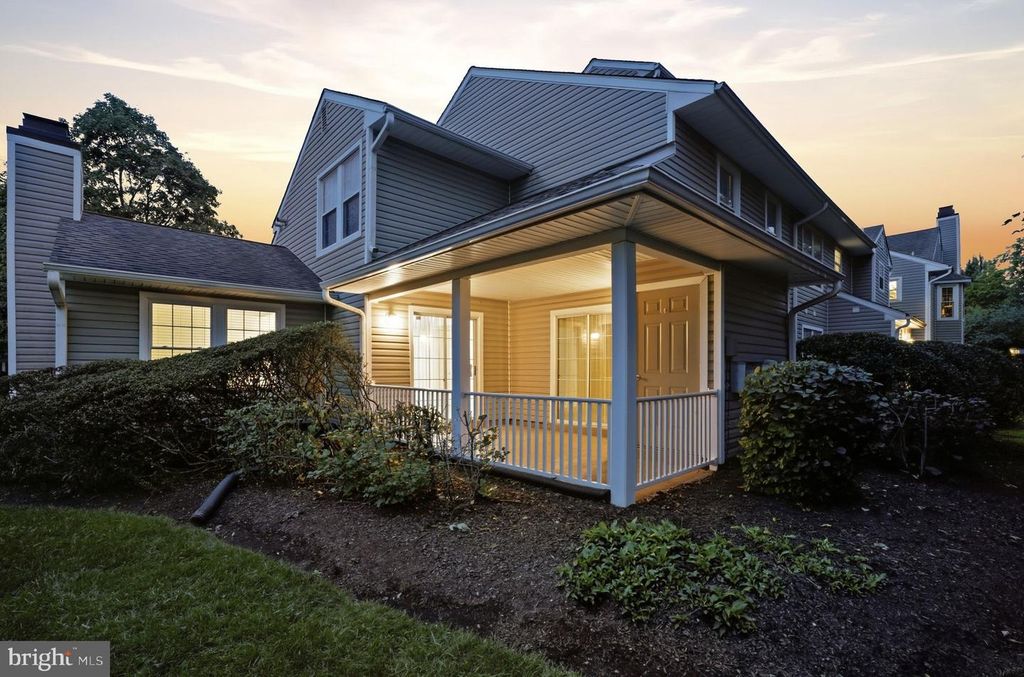 922 RAILWAY SQ #31, WEST CHESTER, PA 19380 — photo 3