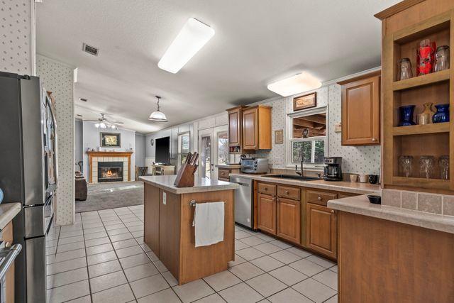 8155 Nasturtium Road, Ore City, TX 75683