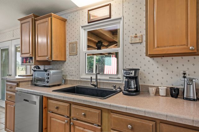 8155 Nasturtium Road, Ore City, TX 75683