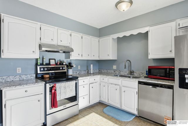 3421 E Dutchman Circle, Bellevue, NE 68123