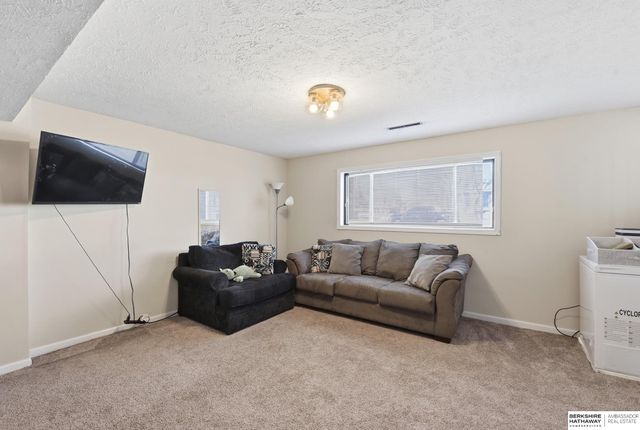 3421 E Dutchman Circle, Bellevue, NE 68123