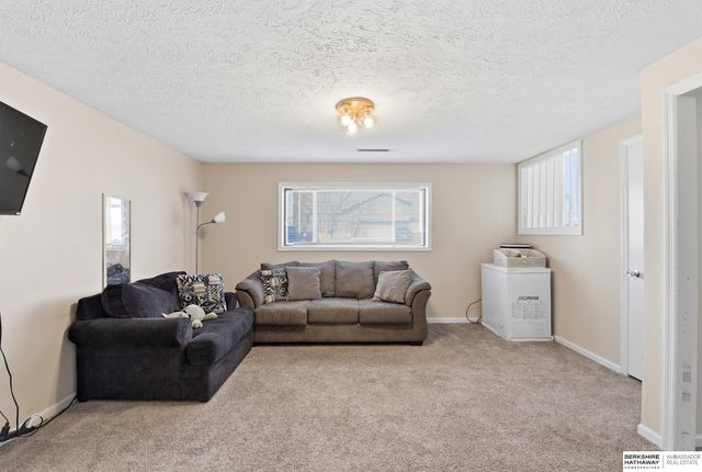 3421 E Dutchman Circle, Bellevue, NE 68123