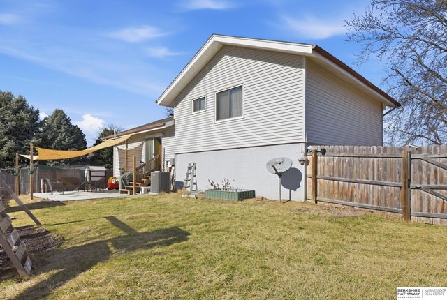 3421 E Dutchman Circle, Bellevue, NE 68123