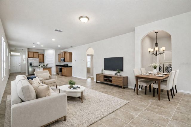 8197 LAKEVIEW CROSSING DRIVE, Winter Garden, FL 34787