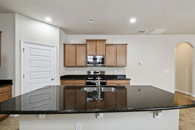 8197 LAKEVIEW CROSSING DRIVE, Winter Garden, FL 34787