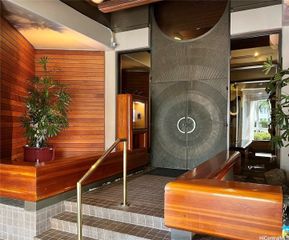 1221 Victoria Street 1705, Honolulu, HI 96814