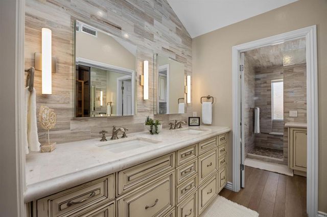 1025 Monterey Vista Way, Encinitas, CA 92024