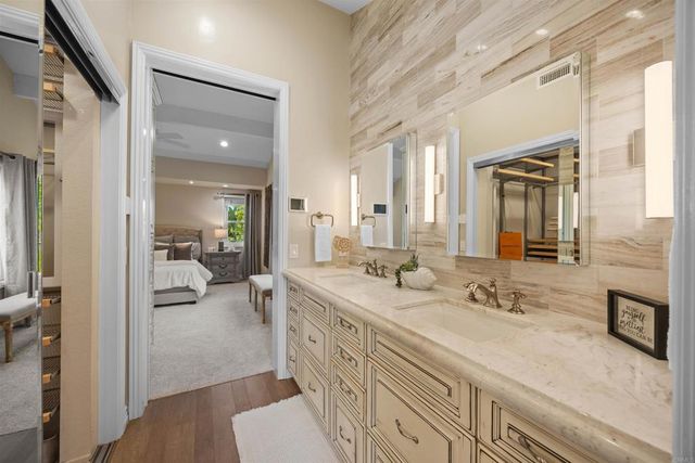 1025 Monterey Vista Way, Encinitas, CA 92024