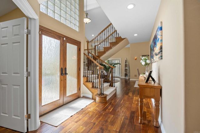 1025 Monterey Vista Way, Encinitas, CA 92024