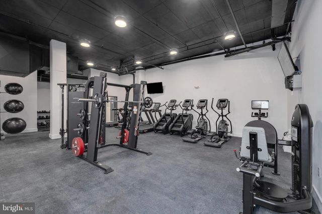2400-18 E HUNTINGDON ST #517, Philadelphia, PA 19125
