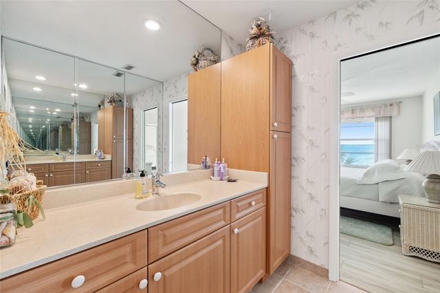 4310 FALMOUTH DRIVE 307, Longboat Key, FL 34228