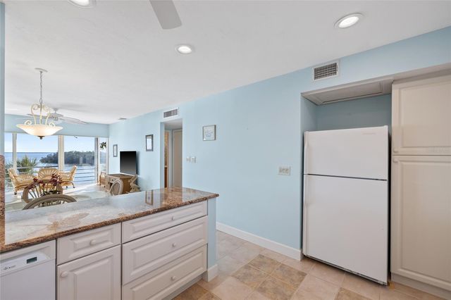 4310 FALMOUTH DRIVE 307, Longboat Key, FL 34228