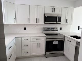 112 ROYAL PARK Drive 4B, Oakland Park, FL 33309