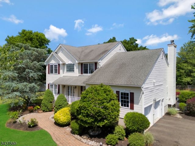6 Varnon Ct, Hillsborough Twp., NJ 08844