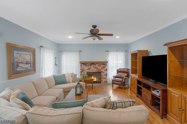6 Varnon Ct, Hillsborough Twp., NJ 08844