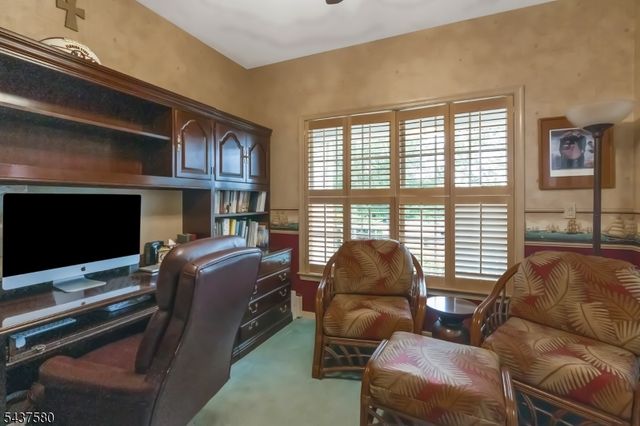 6 Varnon Ct, Hillsborough Twp., NJ 08844
