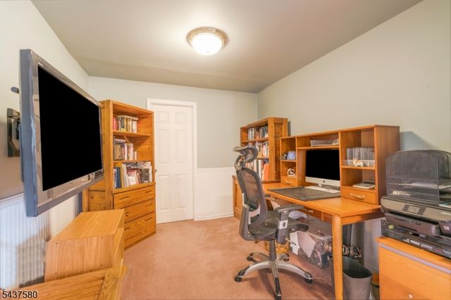 6 Varnon Ct, Hillsborough Twp., NJ 08844