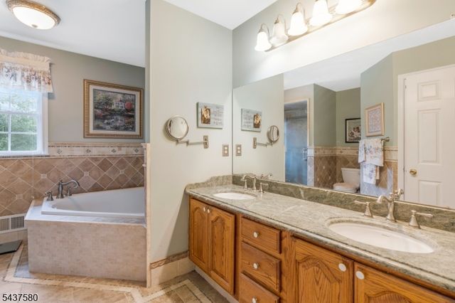 6 Varnon Ct, Hillsborough Twp., NJ 08844