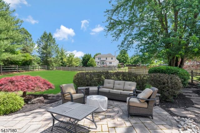 6 Varnon Ct, Hillsborough Twp., NJ 08844