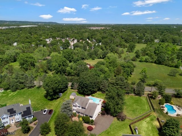 6 Varnon Ct, Hillsborough Twp., NJ 08844