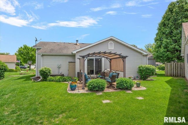 2429 GLENCOE Street, Springfield, IL 62704